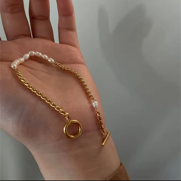 Vintage Pearl Gold bracelet Tarnish FREE 

Stainless Steel - Picture 7 of 10